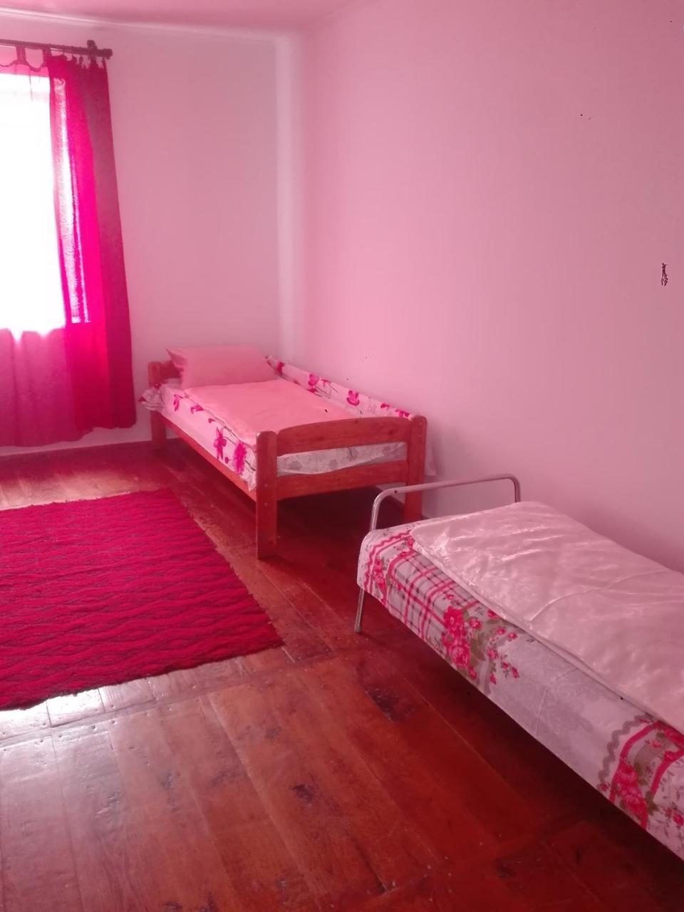 Halex5 Guest House Svidova ภายนอก รูปภาพ